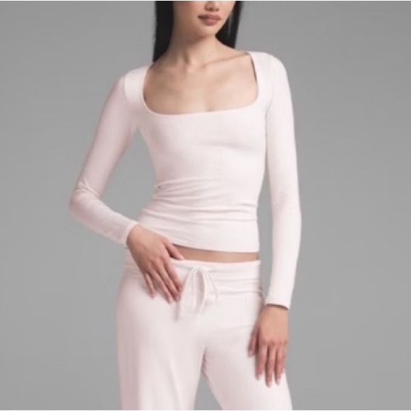 Skims Cotton Jersey Scoop Neck Long Sleeve Top NWT Barely Pink - Picture 11 of 11